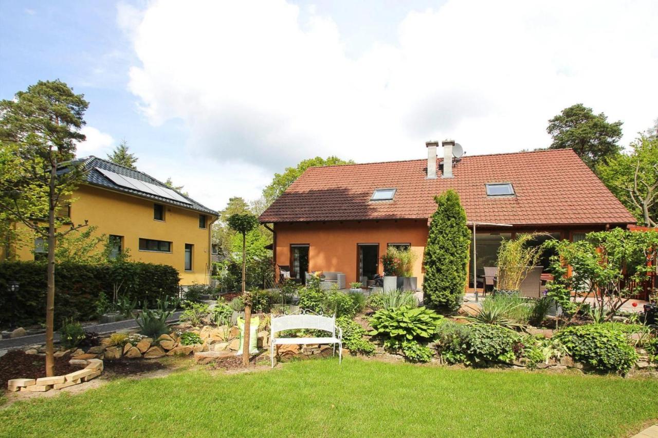 Semi-Detached House, Schonwalde Villa Siedlung Schonwalde Exterior photo